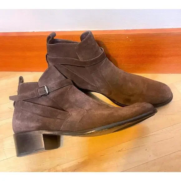 Louis Vuitton Suede Ankle Boots w/ Straps 10 US Mens Brown Louis Vuitton Monogram Harlem Mens Ankle Boots 10.5 Beige  main image 3